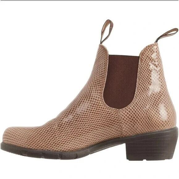 NIB Blundstone 2165‎ WOMEN'S EMBOSSED SHELL LIZARD HEELED CHELSEA BOOTS TAUPE - Picture 5 of 7